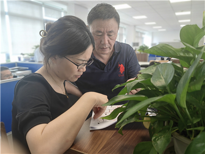 臧麗娟到火電中心2.jpg 臧麗娟到火電中心2.jpg